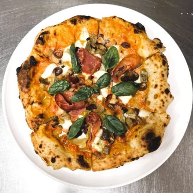 Capricciosa Pizza.