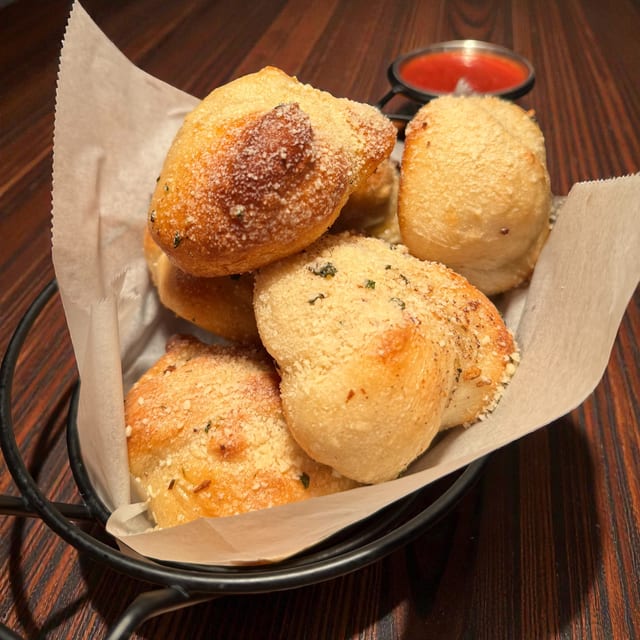 Garlic knots.