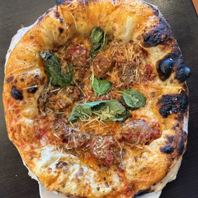 Bolognese Pizza.