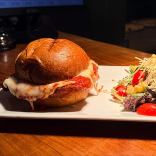 CHICKEN PARMESAN SANDWICH