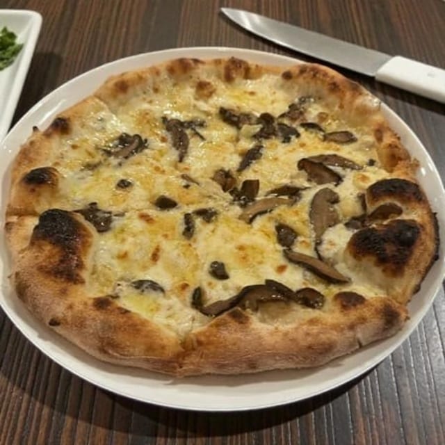 Tartufo Pizza.