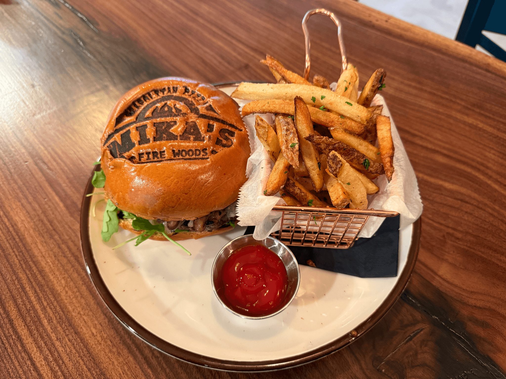 CLASSIC Burger.